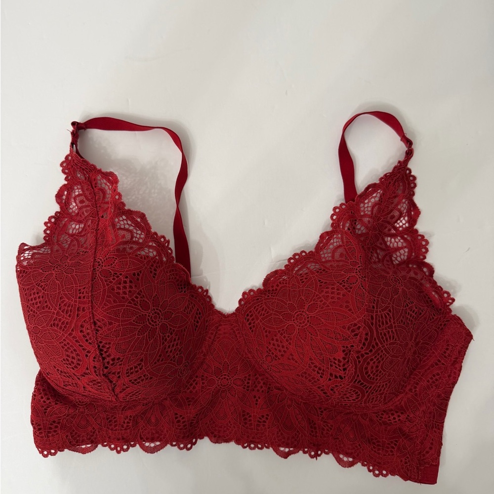 Maidenform Red Lace Bra  with Scalloped Trim Adjustable Strap Wireless 38D